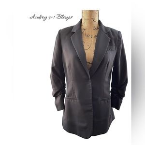 Audrey 3 + 1 Blazer